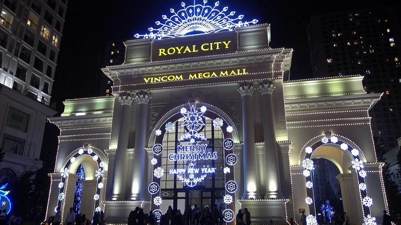 khách sạn gần Royal City